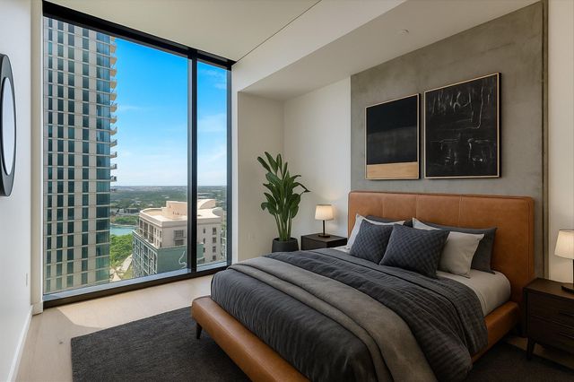 610 Davis ST 2404, Austin, TX 78701