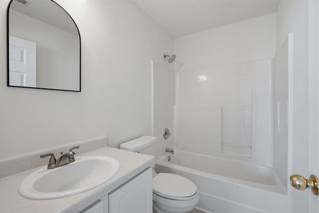 3053 Harpeth Springs Dr, Nashville, TN 37221
