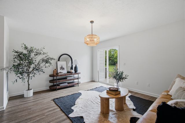 3053 Harpeth Springs Dr, Nashville, TN 37221