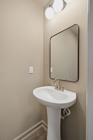 3053 Harpeth Springs Dr, Nashville, TN 37221