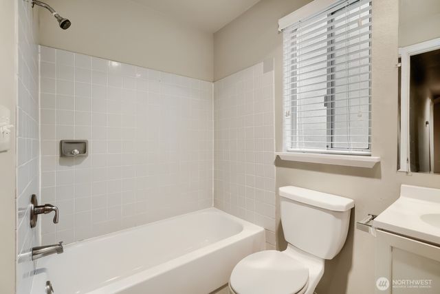 11012 195th Avenue E, Bonney Lake, WA 98391