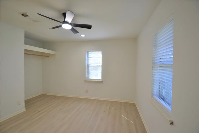 406 Pine Street, Sugar Land, TX 77498
