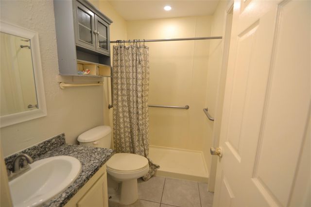 406 Pine Street, Sugar Land, TX 77498
