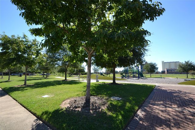 406 Pine Street, Sugar Land, TX 77498