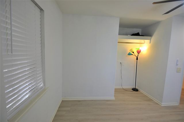 406 Pine Street, Sugar Land, TX 77498