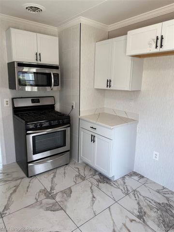 147 Euclid Street, Mt. Clemens, MI 48043