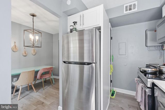 2118 SUITLAND TER SE, Washington, DC 20020