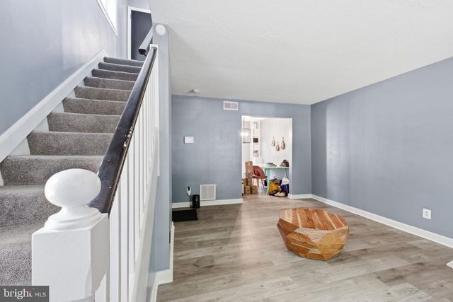 2118 SUITLAND TER SE, Washington, DC 20020