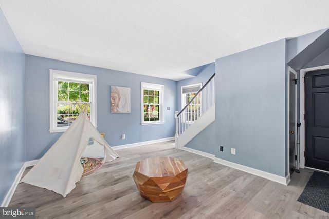 2118 SUITLAND TER SE, Washington, DC 20020