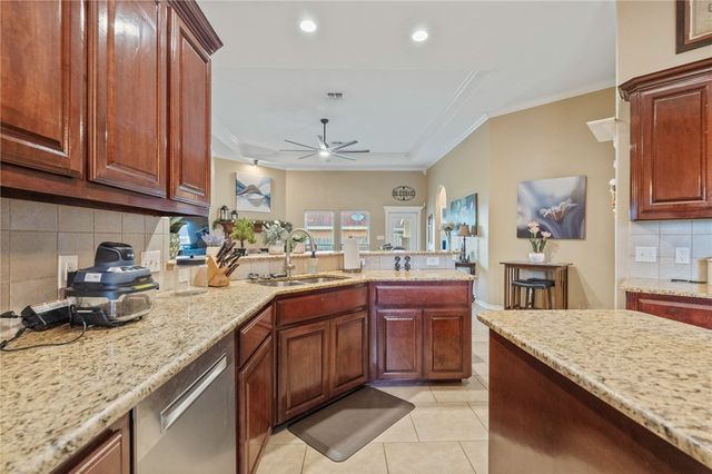 14826 Columbia River Dr, Corpus Christi, TX 78410