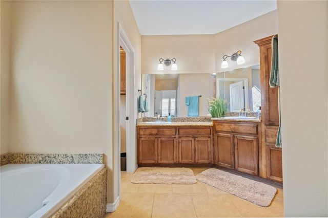 14826 Columbia River Dr, Corpus Christi, TX 78410