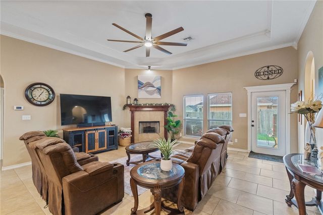 14826 Columbia River Dr, Corpus Christi, TX 78410