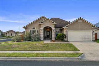 14826 Columbia River Dr, Corpus Christi, TX 78410