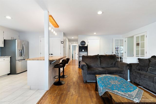 22309 115th Pl SE Place SE, Kent, WA 98031