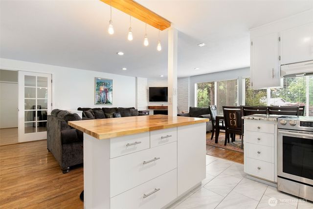 22309 115th Pl SE Place SE, Kent, WA 98031