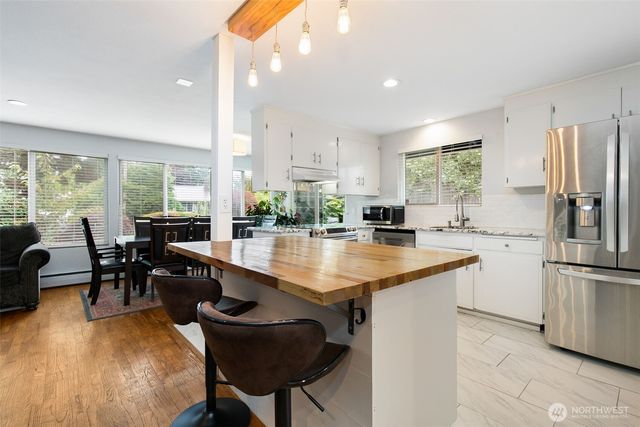22309 115th Pl SE Place SE, Kent, WA 98031