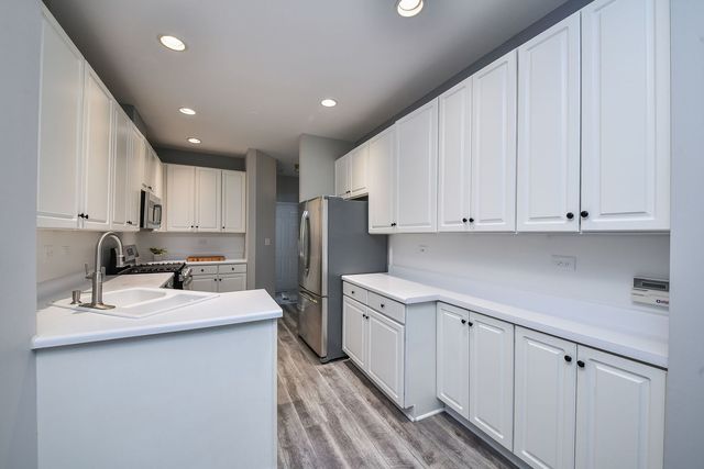32103 Millard Circle 0, Warrenville, IL 60555