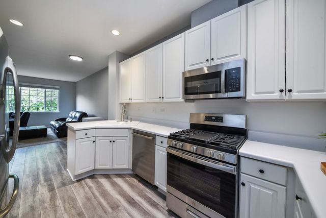 32103 Millard Circle 0, Warrenville, IL 60555