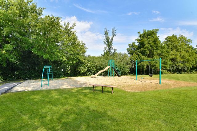 32103 Millard Circle 0, Warrenville, IL 60555