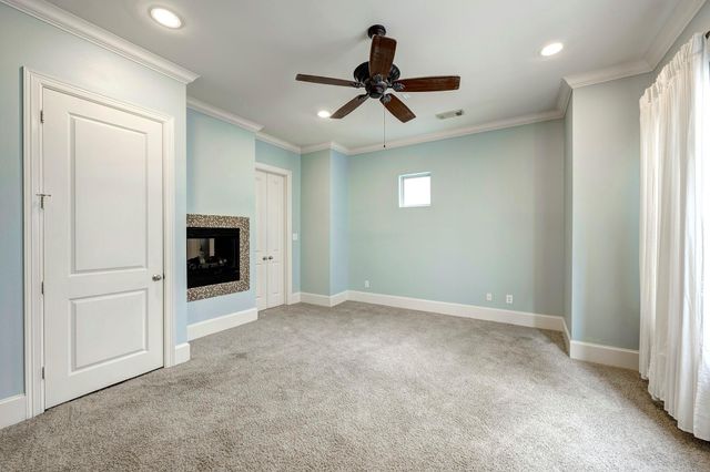 931 W 23rd Street B, Houston, TX 77008