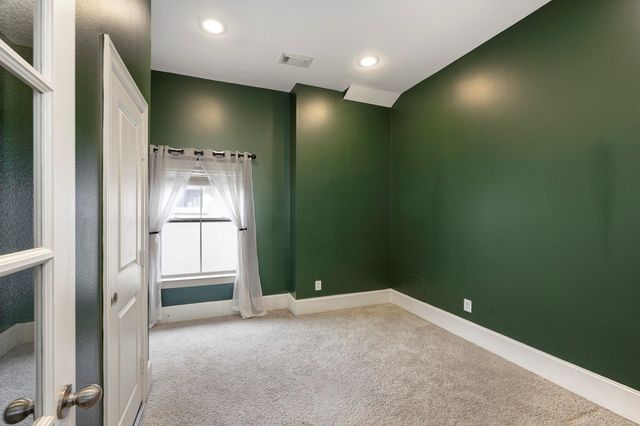 931 W 23rd Street B, Houston, TX 77008