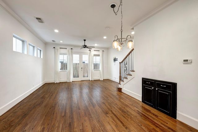 931 W 23rd Street B, Houston, TX 77008