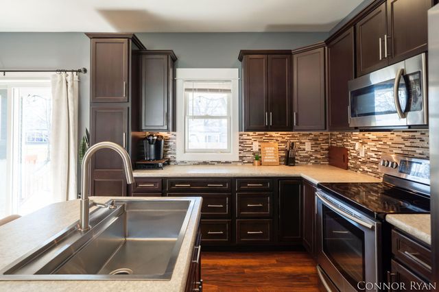 270 Dartmouth Avenue, Holland City, MI 49423