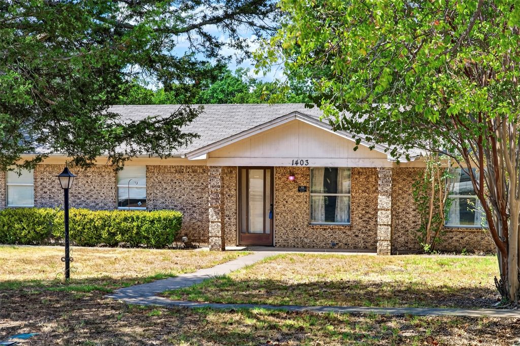 1403 N Melba Doyle Park Road, Decatur, TX 76234 — photo 3