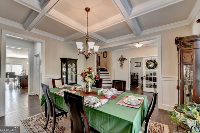 530 Thomas Drive, Loganville, GA 30052