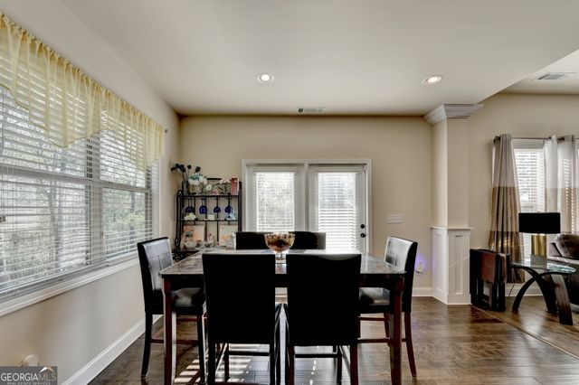 530 Thomas Drive, Loganville, GA 30052