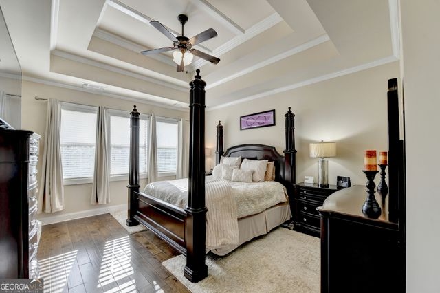 530 Thomas Drive, Loganville, GA 30052