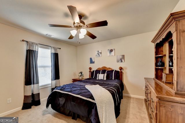 530 Thomas Drive, Loganville, GA 30052