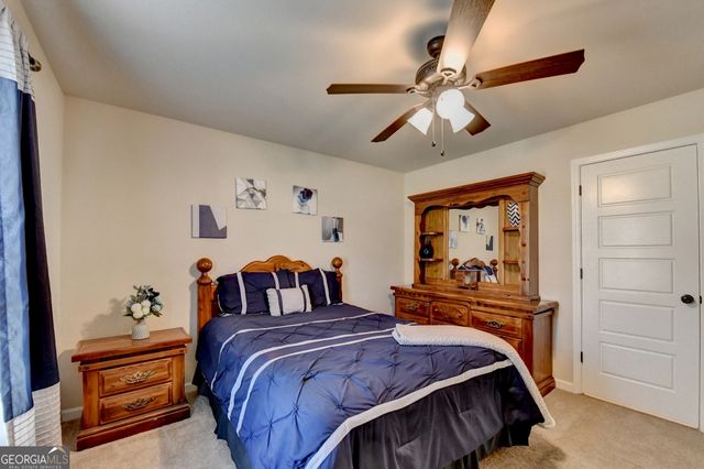 530 Thomas Drive, Loganville, GA 30052
