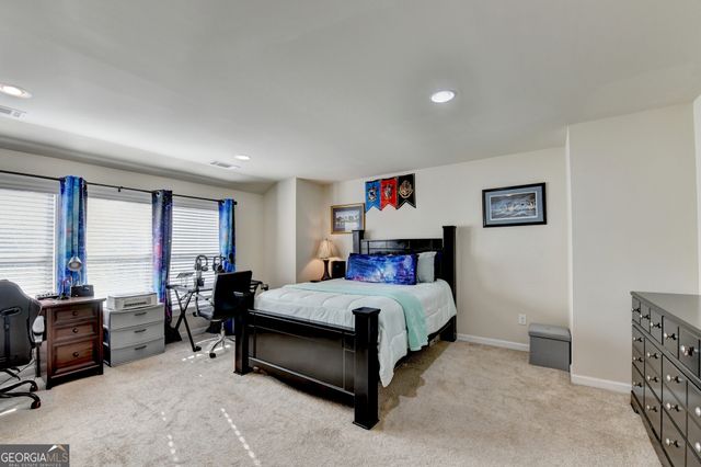 530 Thomas Drive, Loganville, GA 30052