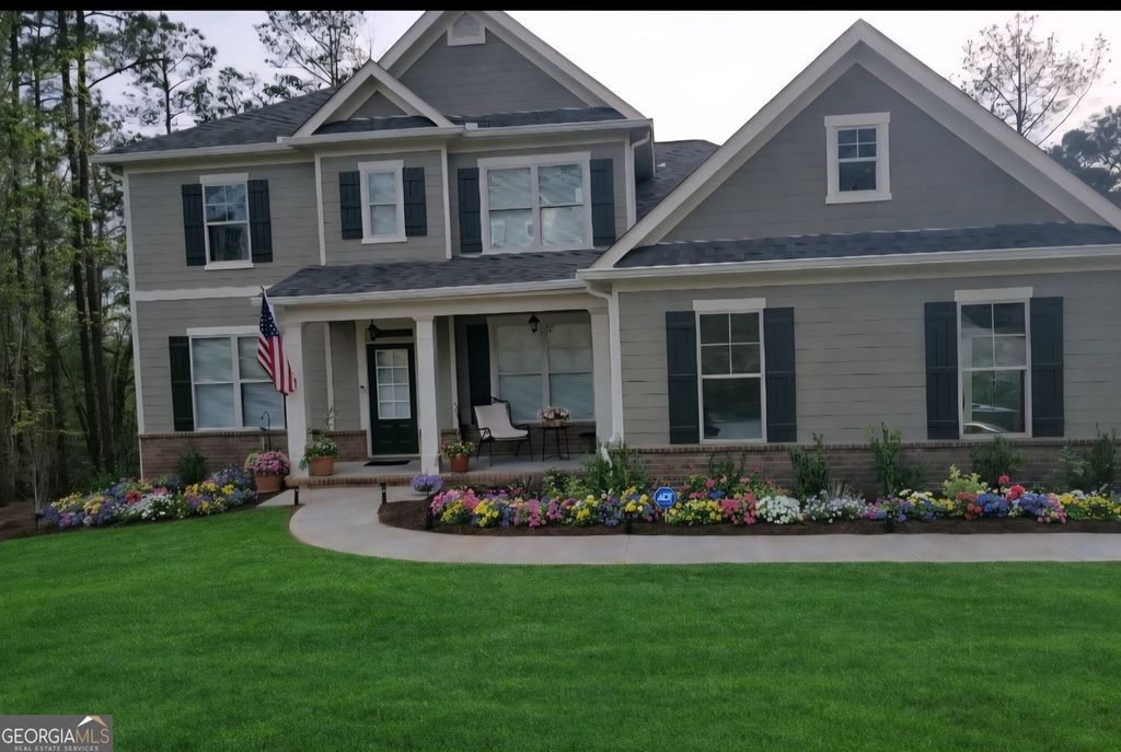 530 Thomas Drive, Loganville, GA 30052
