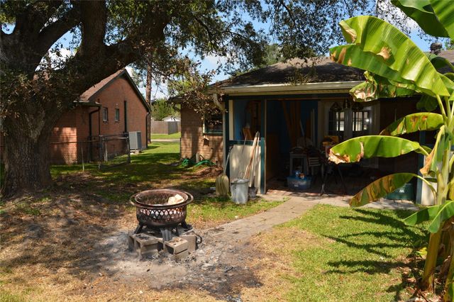 514 Bellmar Lane, Friendswood, TX 77546