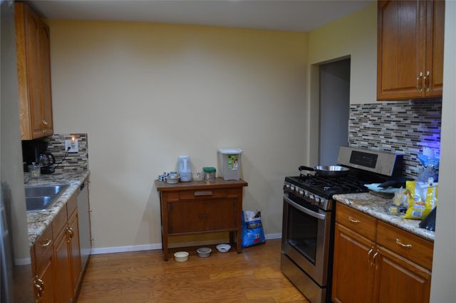 514 Bellmar Lane, Friendswood, TX 77546