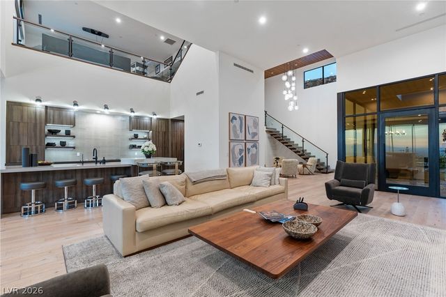 651 Overlook Rim Drive, Henderson, NV 89012