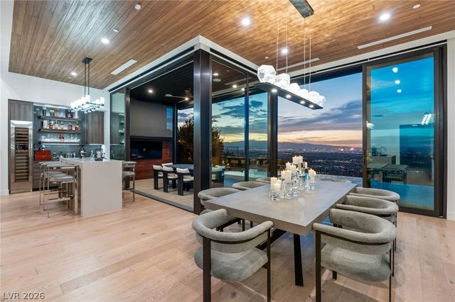 651 Overlook Rim Drive, Henderson, NV 89012