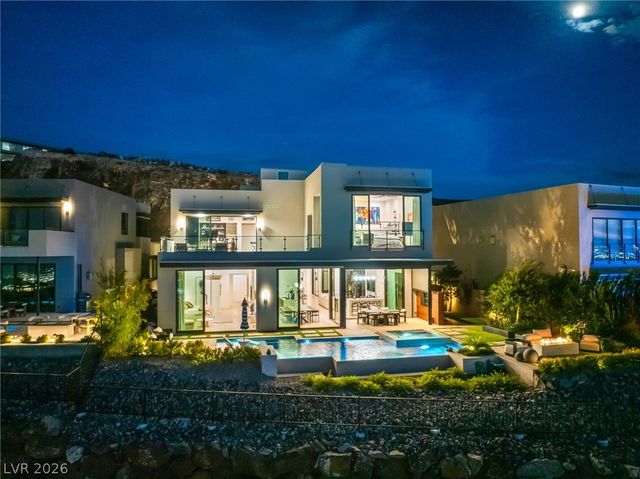 651 Overlook Rim Drive, Henderson, NV 89012