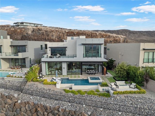 651 Overlook Rim Drive, Henderson, NV 89012