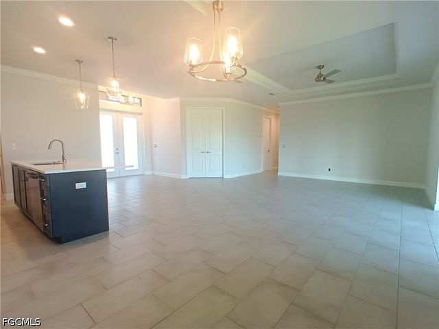 1017 SW 33rd ST, Cape Coral, FL 33914