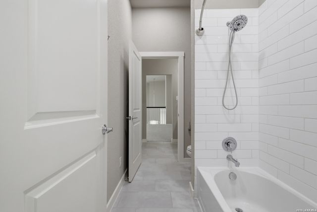3831 Harry Wurzbach Rd 4, San Antonio, TX 78209