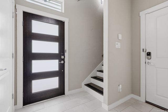 3831 Harry Wurzbach Rd 4, San Antonio, TX 78209