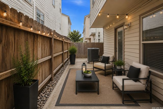3831 Harry Wurzbach Rd 4, San Antonio, TX 78209