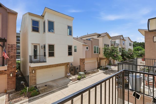 3831 Harry Wurzbach Rd 4, San Antonio, TX 78209