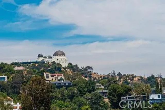 2275 Vasanta Way, Los Angeles, CA 90068