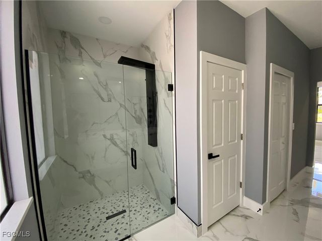 3004 54th ST W, Lehigh Acres, FL 33971