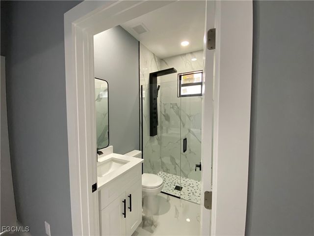 3004 54th ST W, Lehigh Acres, FL 33971