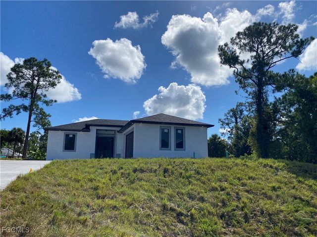 3004 54th ST W, Lehigh Acres, FL 33971